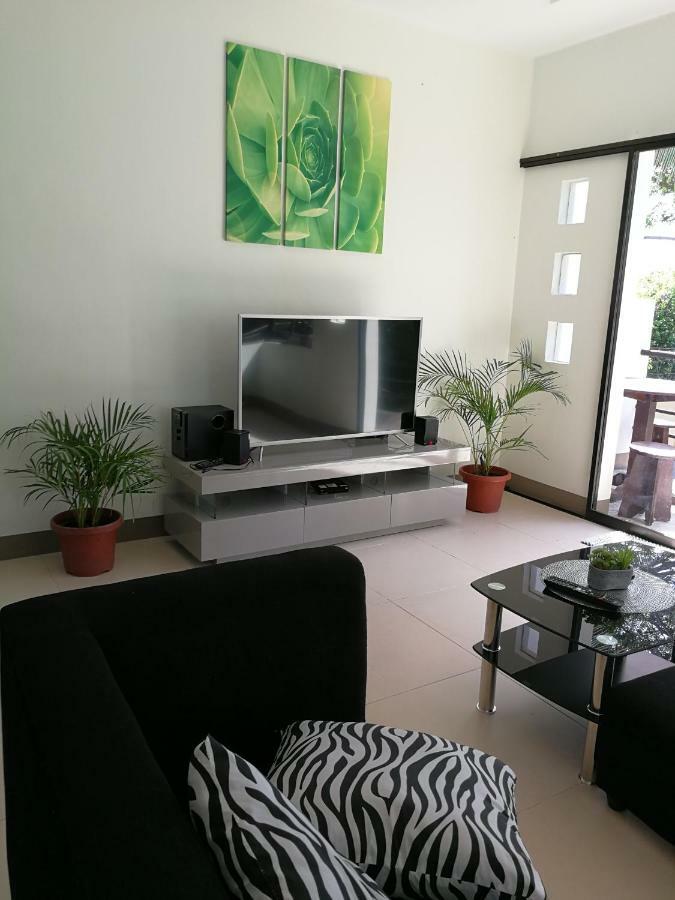 Oceanside 2 Bedroom House, 100Mbps Wifi Panglao Island Exterior photo